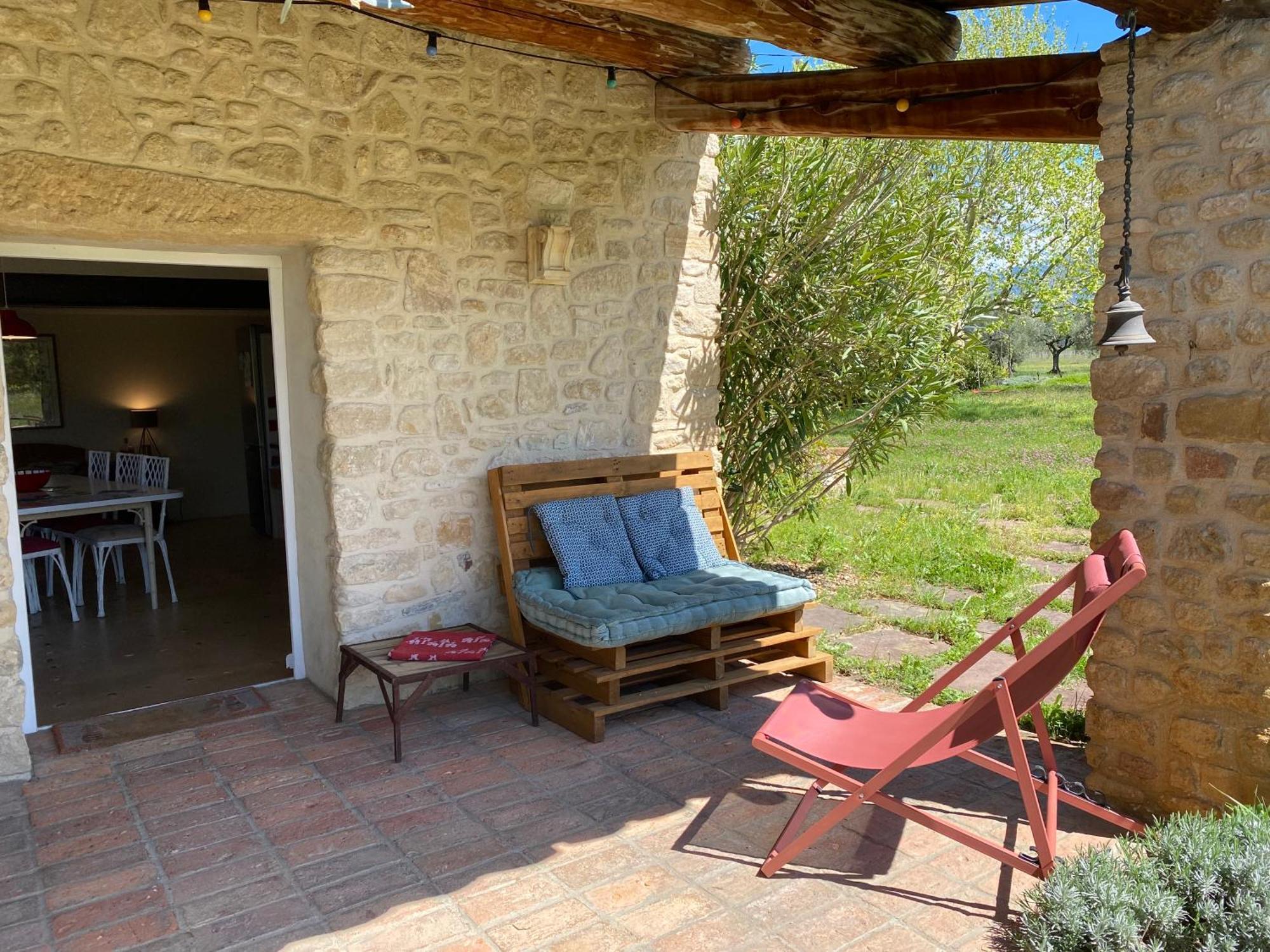 Gite Des Amis Domaine De Mas Caron Caromb Exterior photo
